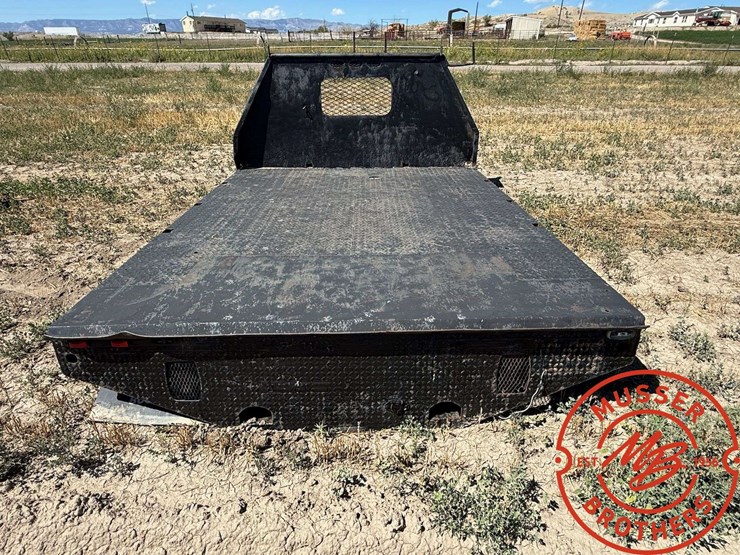 steel-pickup-flatbed-image-2