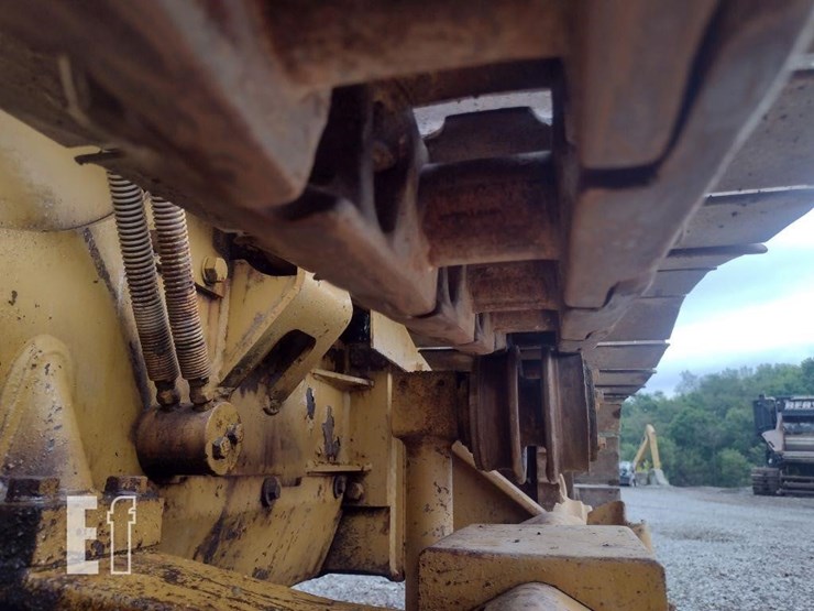 1995-caterpillar-d3c-xl-iii-image-16