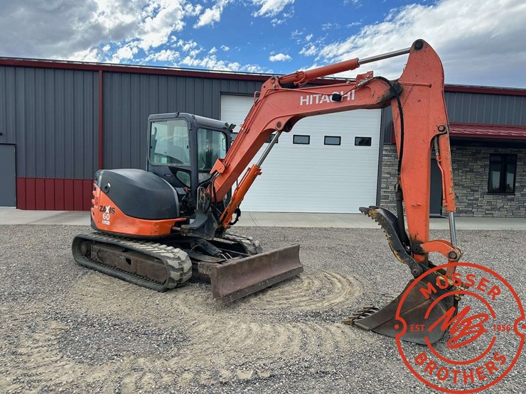 2013-hitachi-zaxis-60-usb-mini-excavator-image-3