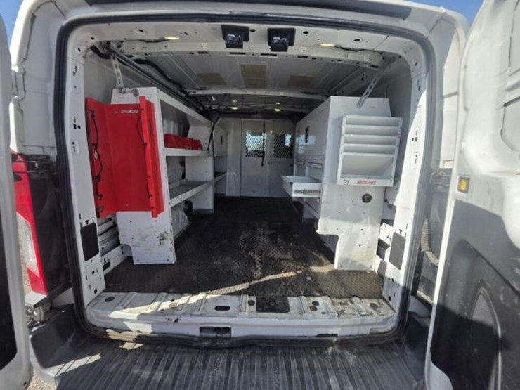 2017-ford-transit-image-6