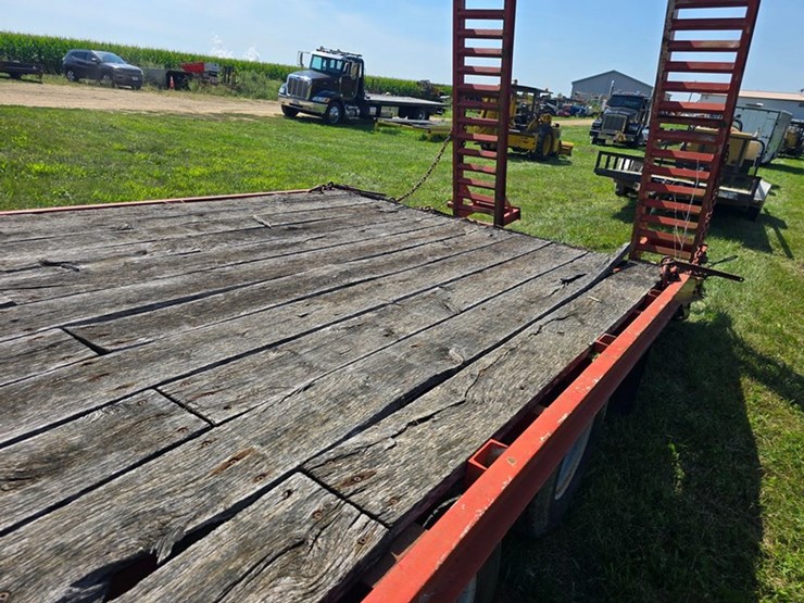#2029-•-1991-redi-haul-r26212pf-equipment-trailer-image-20