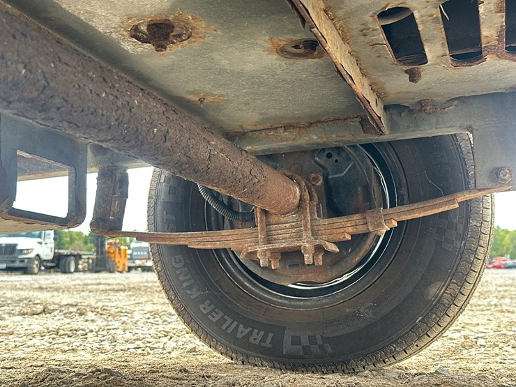 2012-wacker-neuson-e1100-image-33