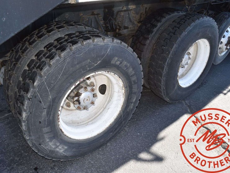 1998-cummins-m11-image-33
