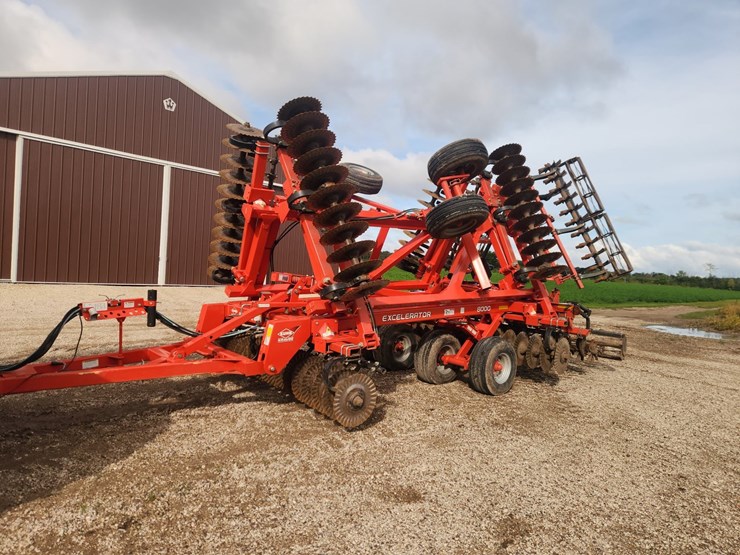 #2448-•-2015-kuhn-excelerator-8000-vertical-till-image-1