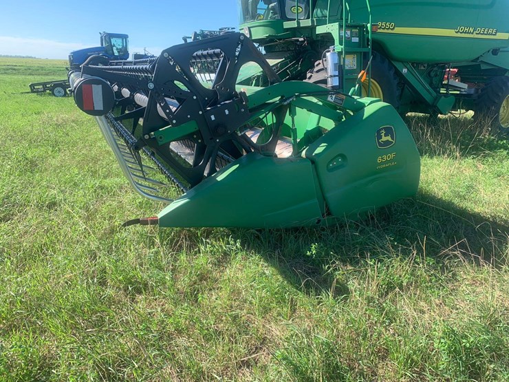 john-deere-630f-image-2
