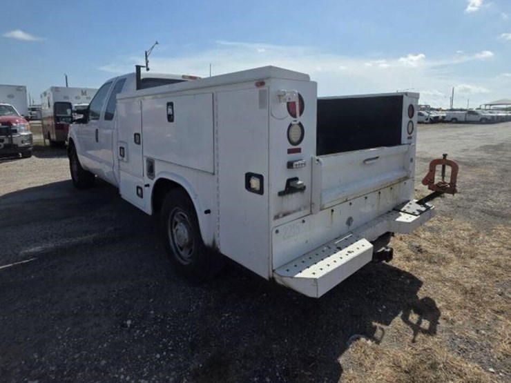 2015-ford-f250-image-4