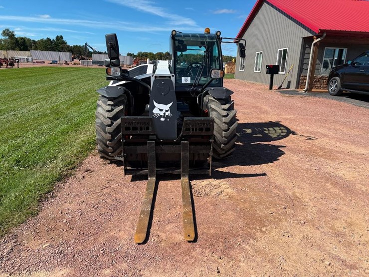 2021-bobcat-tl619-image-2