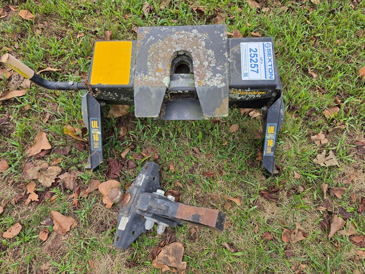 #25257-•-hijacker-5th-wheel-hitch-&-solid-hitch-image-3