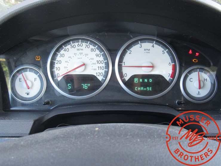2010-dodge-grand-caravan-sxt-image-30
