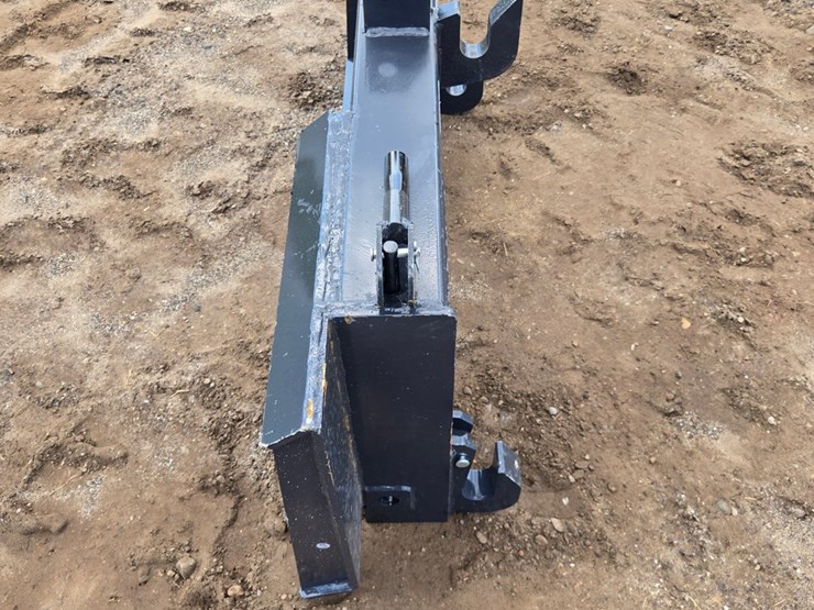 #2244-•-(edmore)3-point-quick-attach-skid-steer-mount-image-2