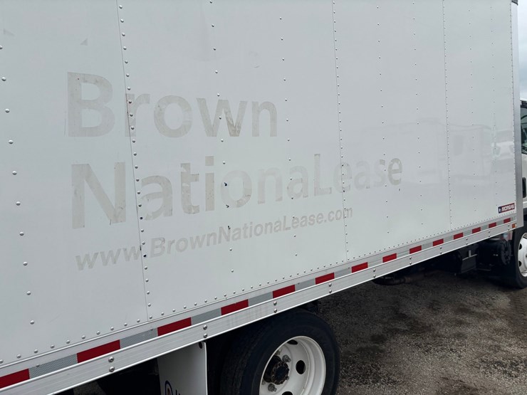 #2332-•-2021-isuzu-16'-box-truck-image-60
