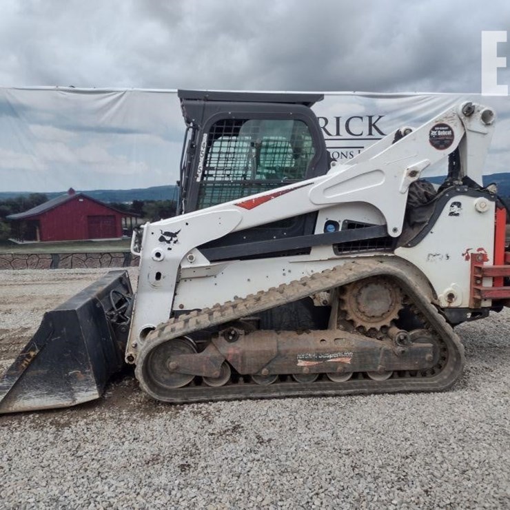 BOBCAT T870