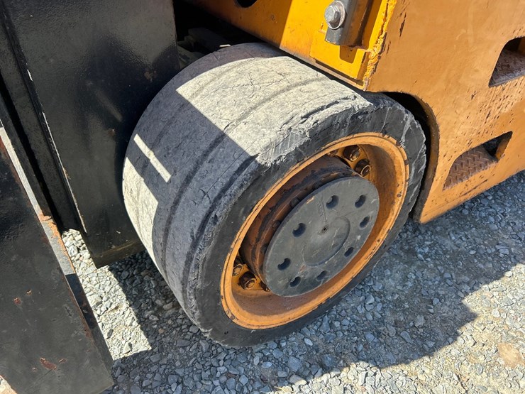 #5628-•-forklift-image-53