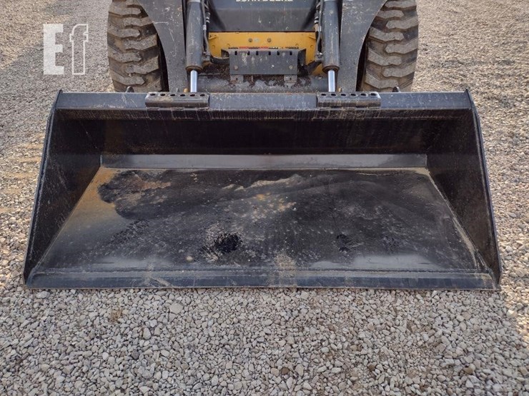 2019-deere-324g-image-17