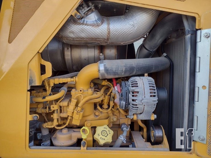 deere-650k-xlt-image-33