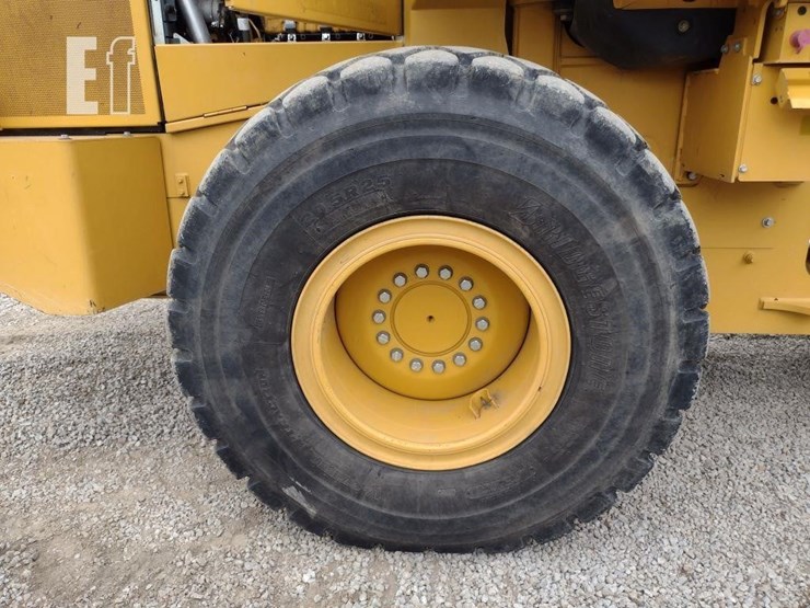 2018-deere-524kii-image-28
