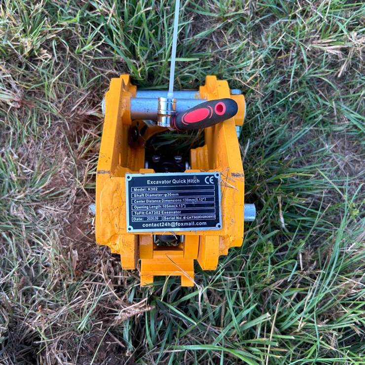 #111 • Excavator Quick Hitch