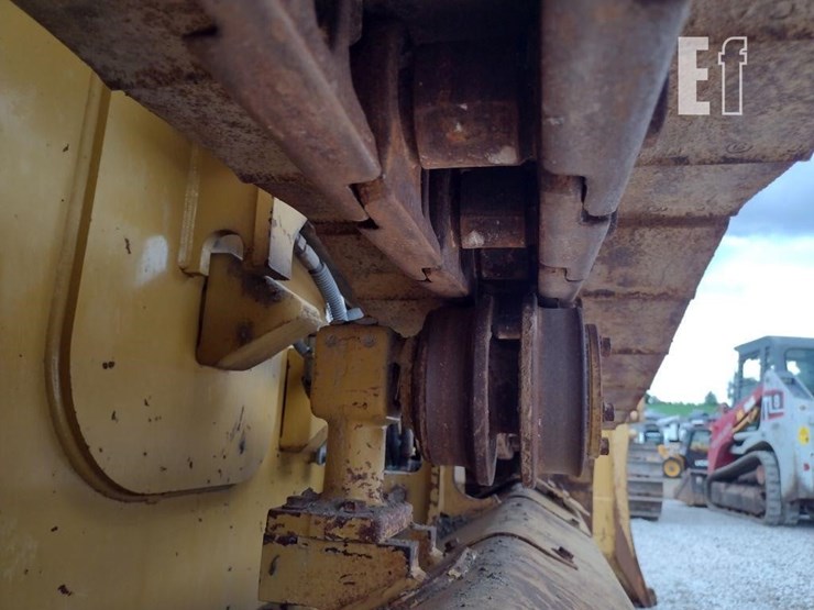 caterpillar-d1-image-28