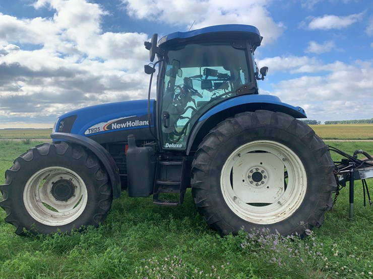 new-holland-ts125a-image-8