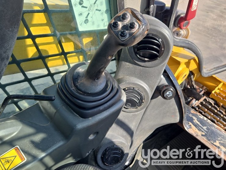 2018-caterpillar-299d2-image-53