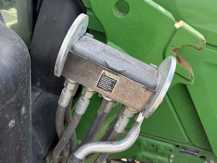 2021-john-deere-6155r-image-37