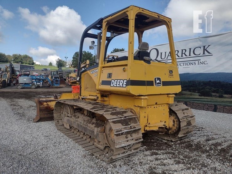 2001-deere-650h-image-33