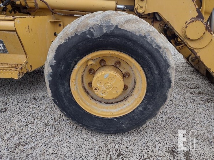 2005-caterpillar-430d-image-32