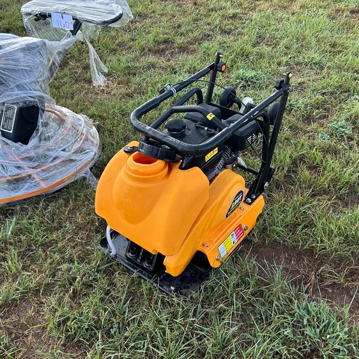 #173 • Vibratory Plate Compactor