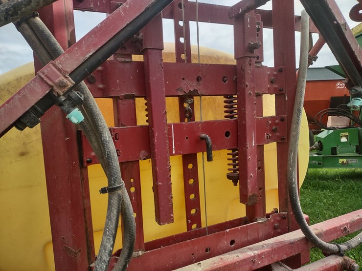 #2447-•-hardi-sprayer-image-16