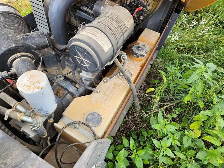 #2074-•-atlas-copco-dias-185-air-compressor-image-14