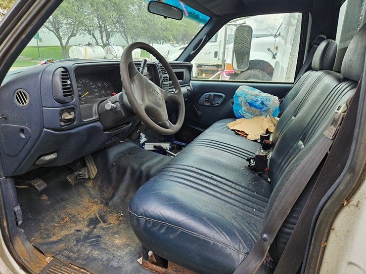 chevrolet-3500-image-17