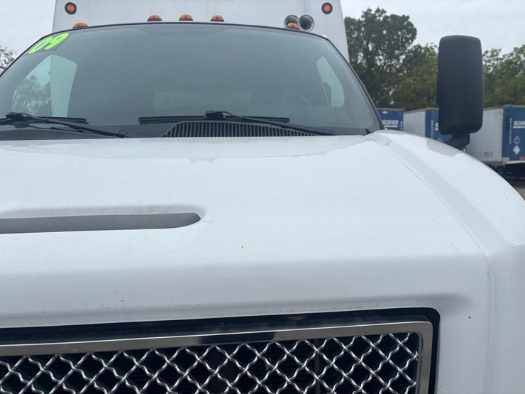 2009-gmc-7500-image-14