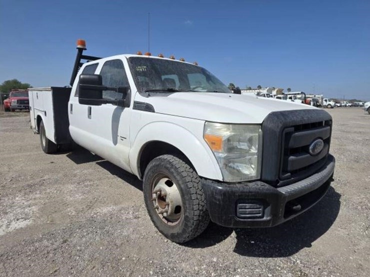 2014-ford-f350-image-2