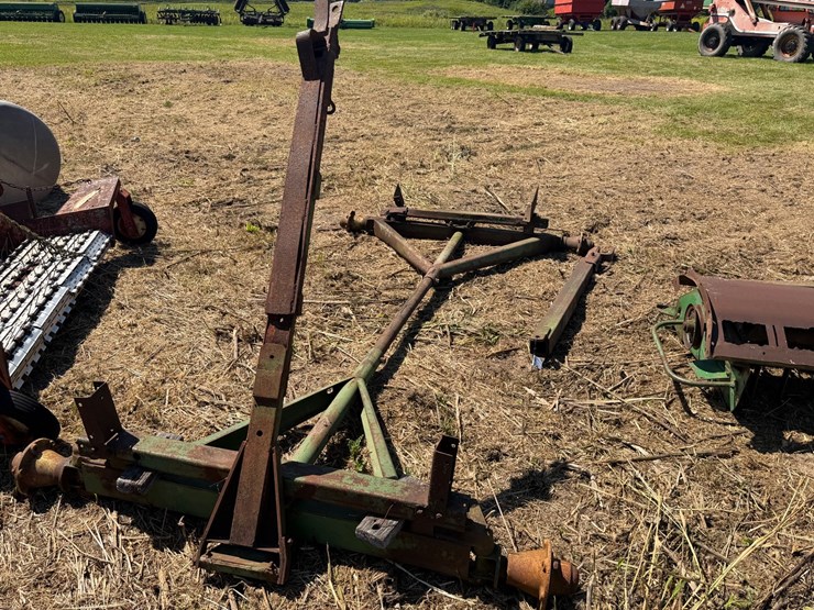 #2503-•-john-deere-running-gear-parts-image-1
