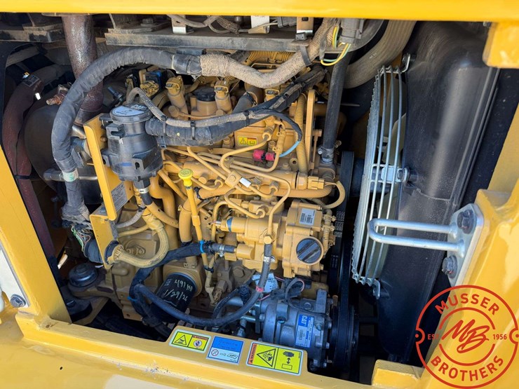 2023-caterpillar-305cr-image-11