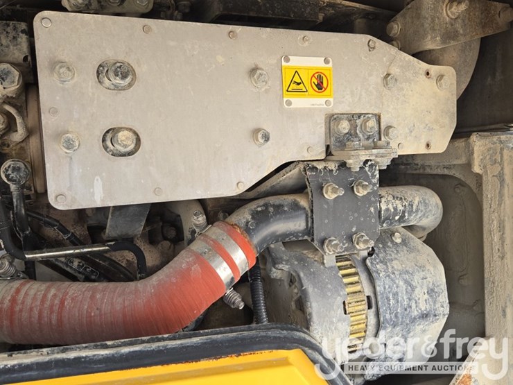 2019-komatsu-wa380-8-image-46