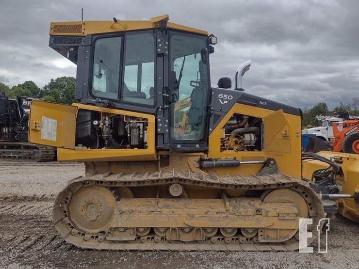 23-deere-650p-xlt-image-26