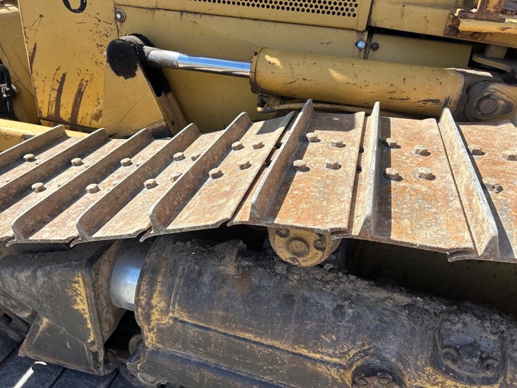 caterpillar-d6m-image-69