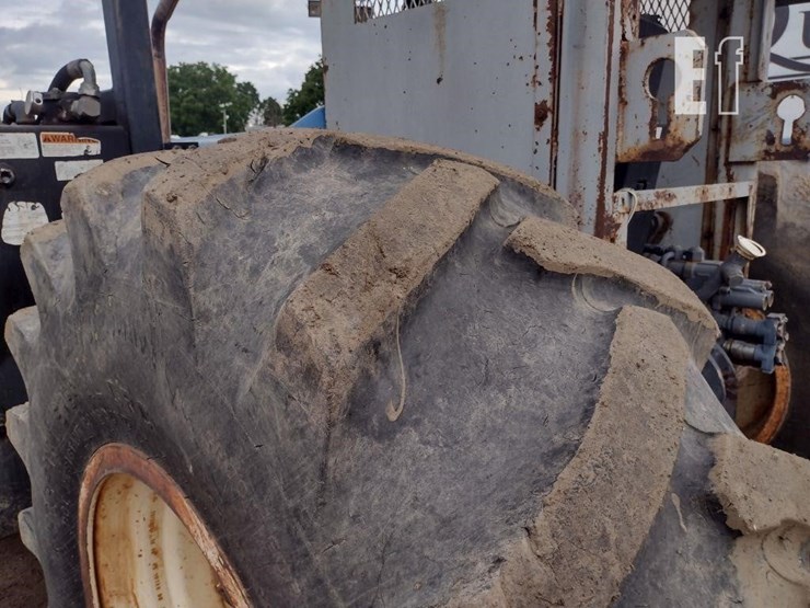 2002-new-holland-7610s-image-16