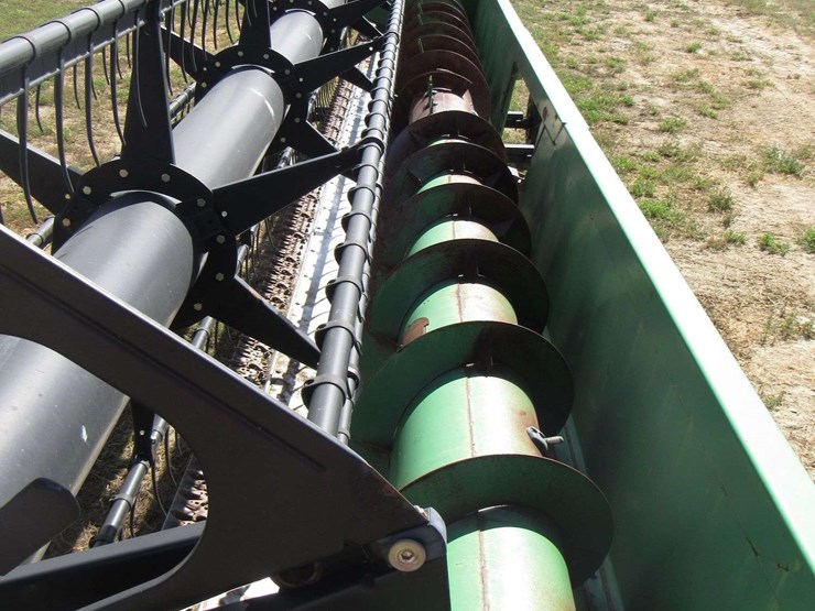 john-deere-635f-image-16