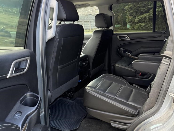 2018-gmc-yukon-denali-image-22