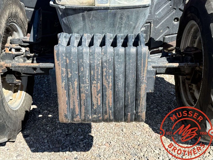 case-ih-maxxum-115-tractor-image-9