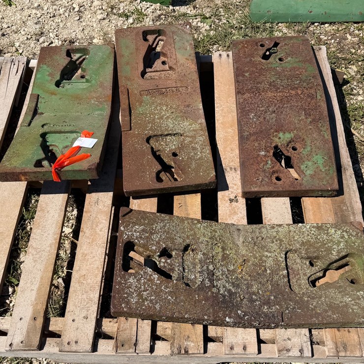 #2510 • John Deere Front Slab Weights