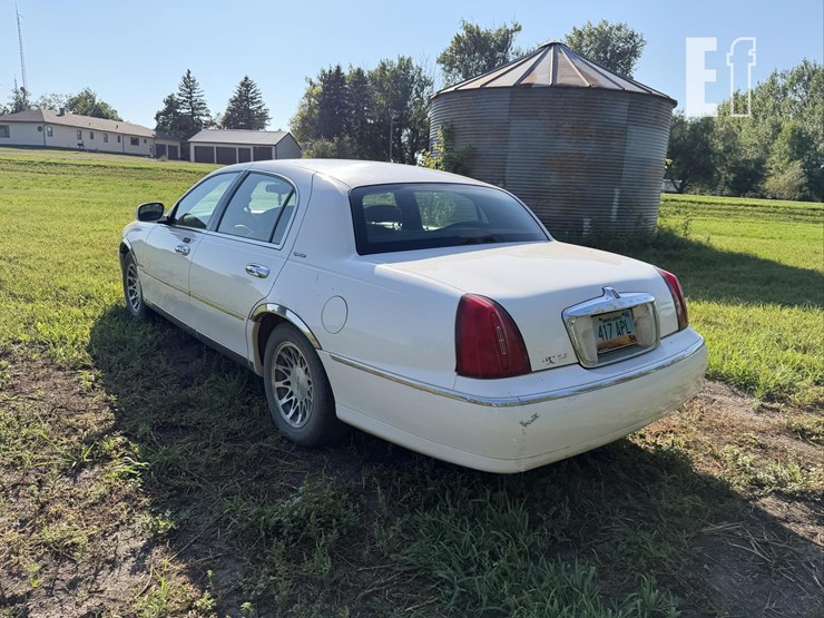 2001-lincoln-image-7