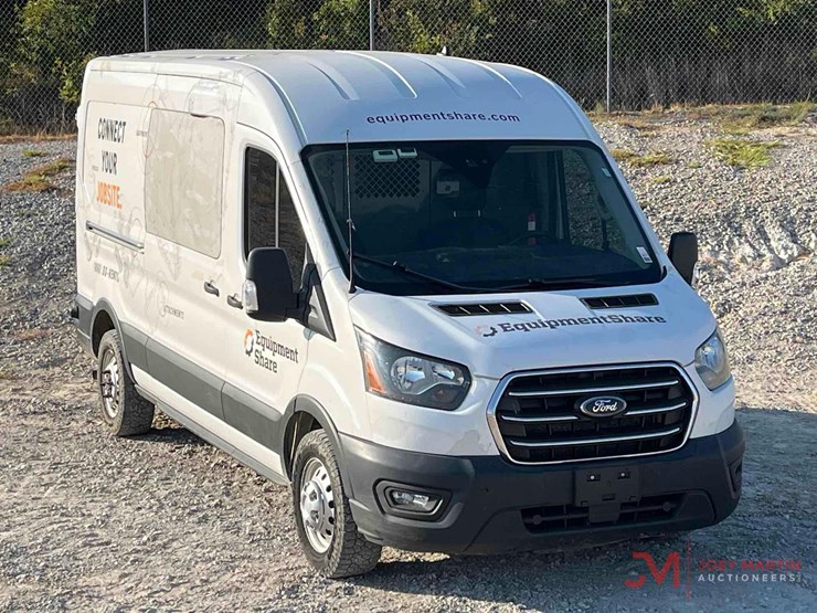 2020-ford-transit-250-van-image-1