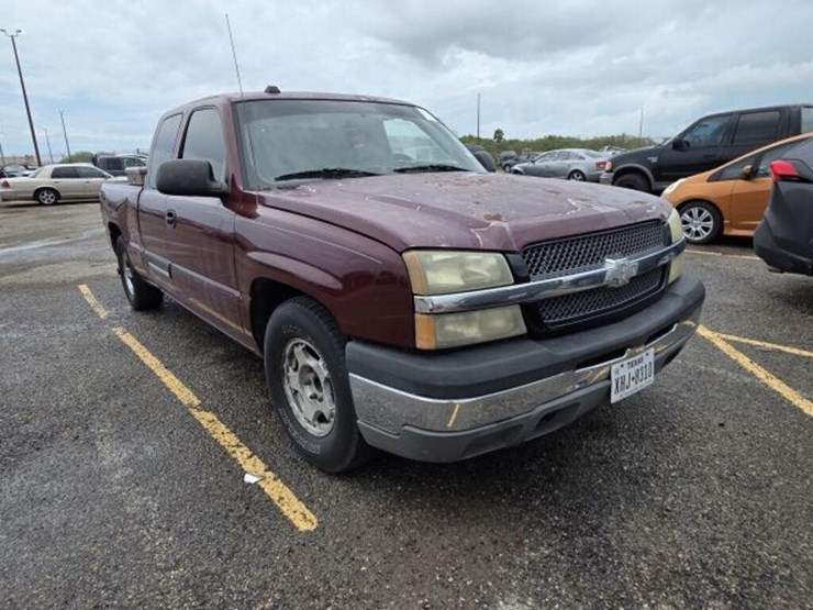 04-chev-pk-1gcec19v94z231661-image-2