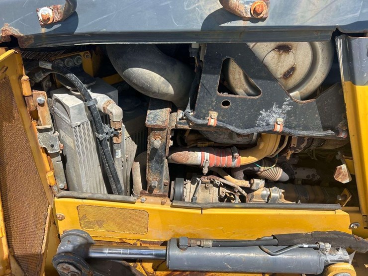 deere-1400b-image-7