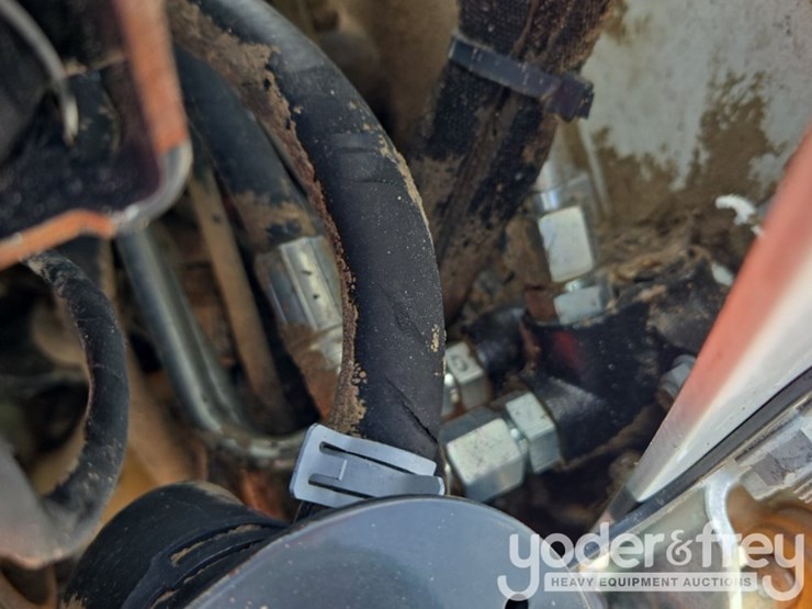 2017-bobcat-t590-image-37
