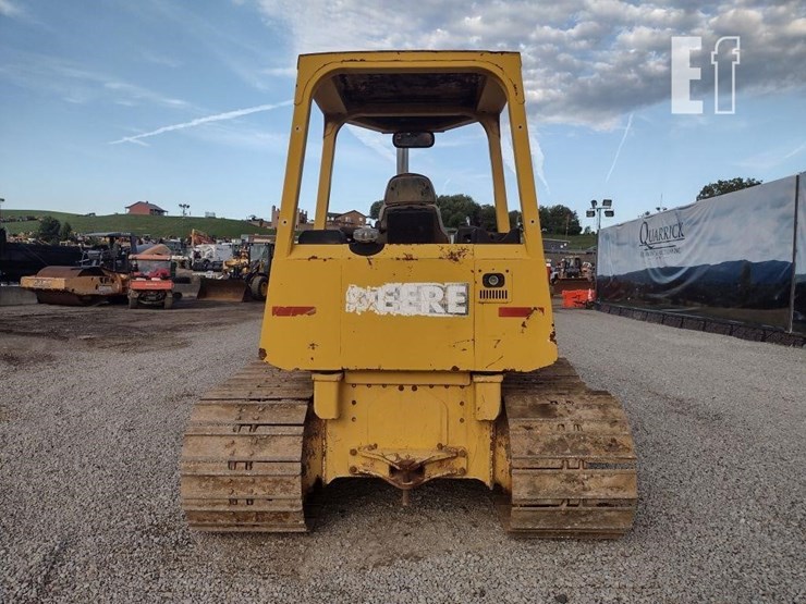 2003-deere-450h-lgp-image-4