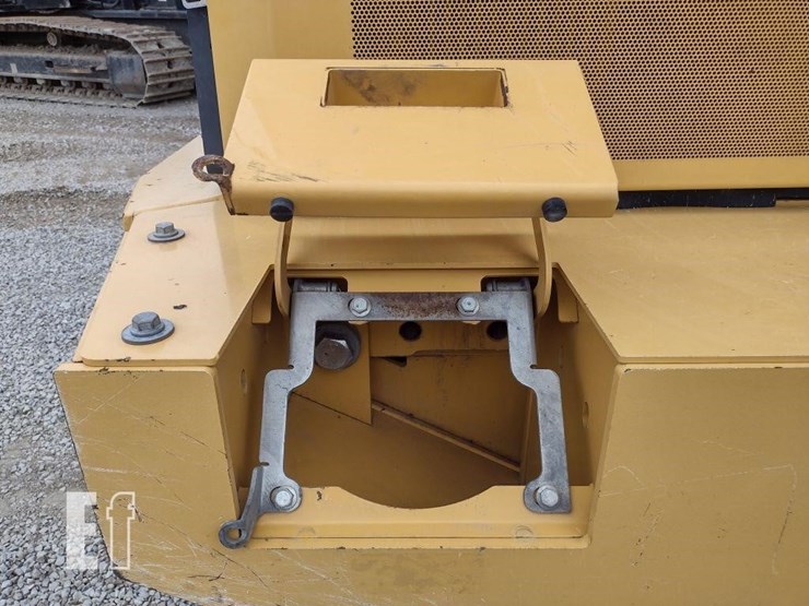 2018-deere-524kii-image-32